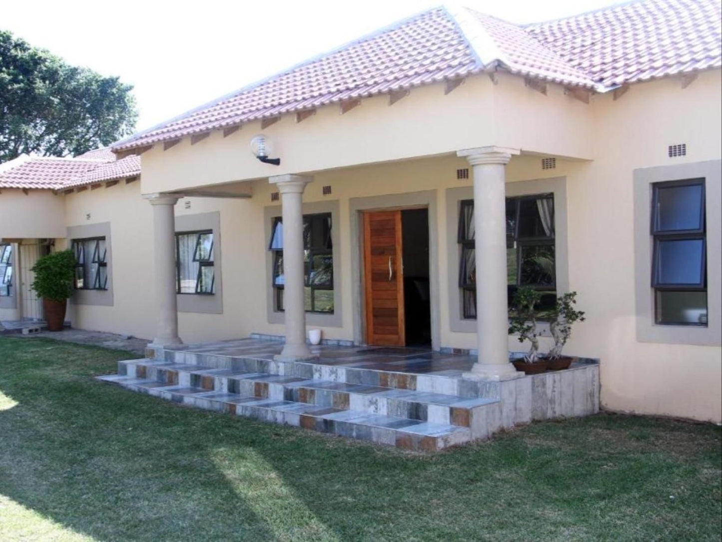 Black Horse Lodge Vryheid Kwazulu Natal South Africa House, Building, Architecture