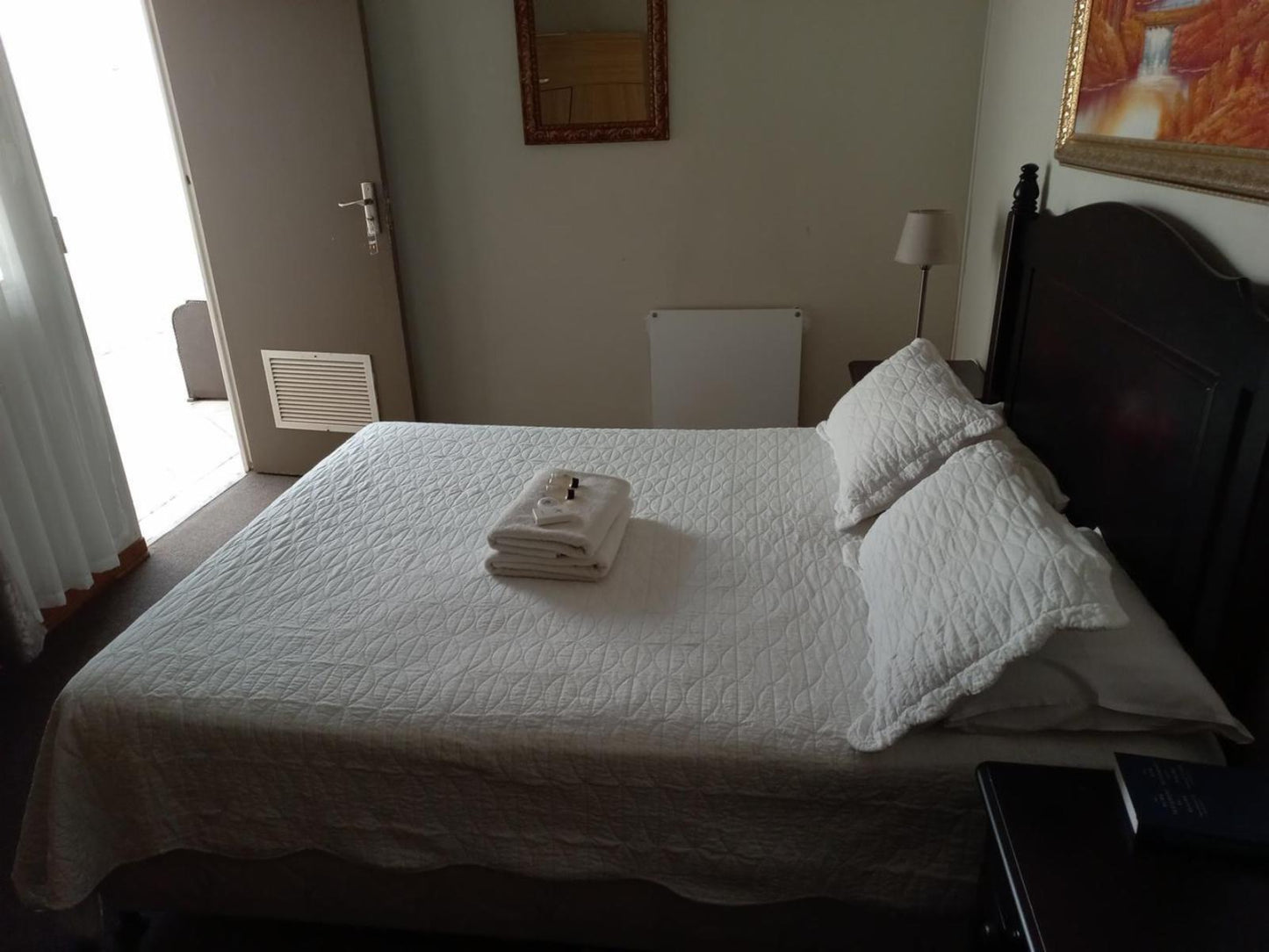 Room with Double Bed @ Black Swan Guest House