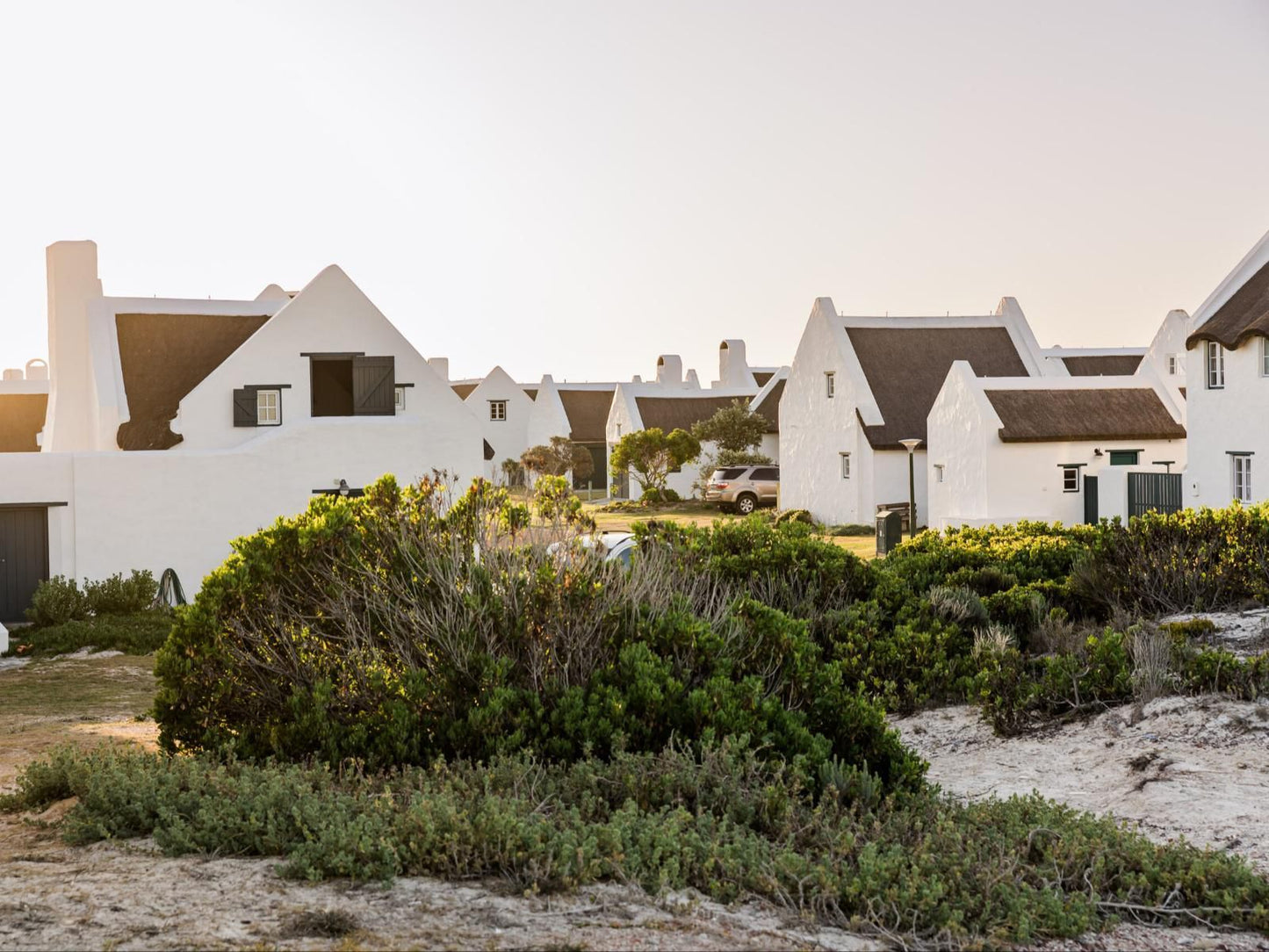 Bliss On The Bay, Building, Architecture, House