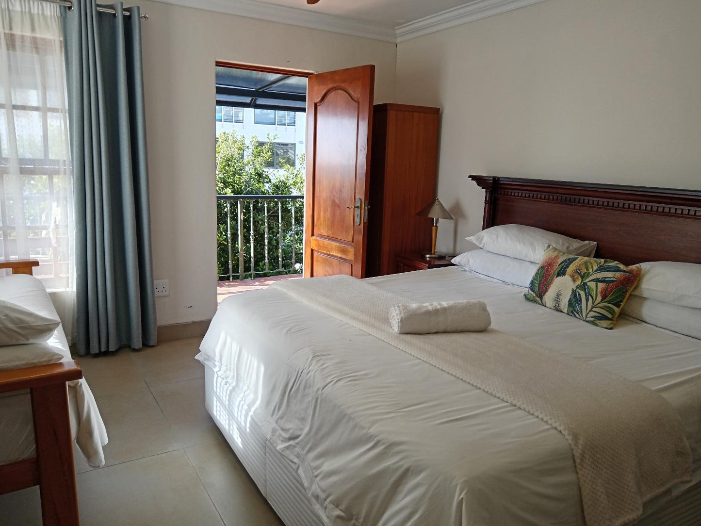 1A Luxury King with Balcony Sea View @ Blouberg Manor