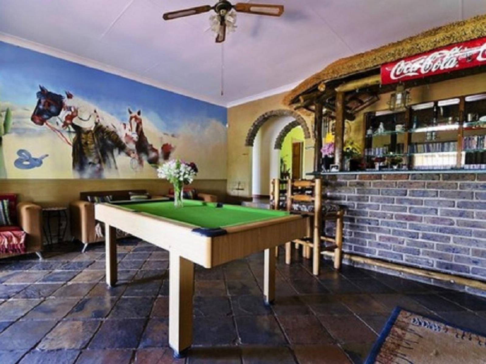 Blue Roan Country Lodge, Bar, Billiards, Sport