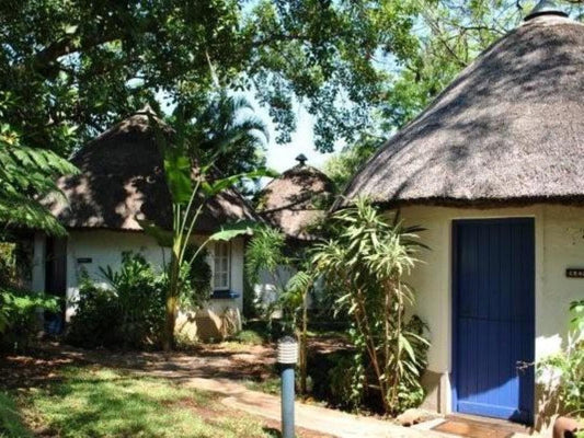 Blue Cottages Hoedspruit Limpopo Province South Africa House, Building, Architecture, Palm Tree, Plant, Nature, Wood