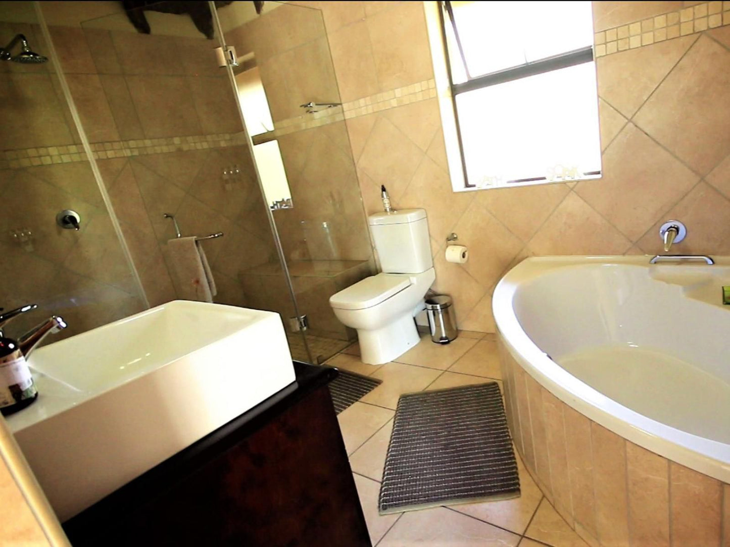 Blue Hills Lodge Blue Hills Johannesburg Gauteng South Africa Bathroom