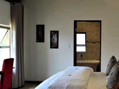 Wild Olive Luxury Room- First Floor @ Blue Hills Lodge