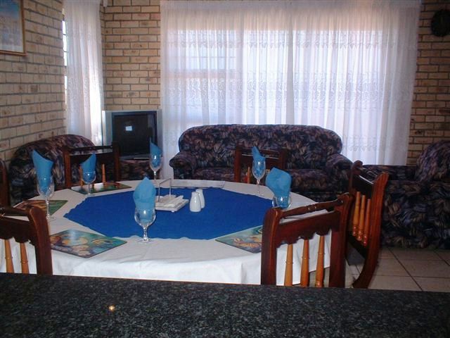Bluewater Bay Inn Bluewater Bay Port Elizabeth Eastern Cape South Africa Bottle, Drinking Accessoire, Drink, Place Cover, Food, Living Room
