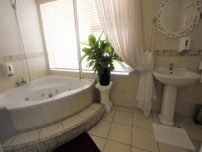 Bluewater Beachfront Guest House Bluewater Bay Port Elizabeth Eastern Cape South Africa Bathroom