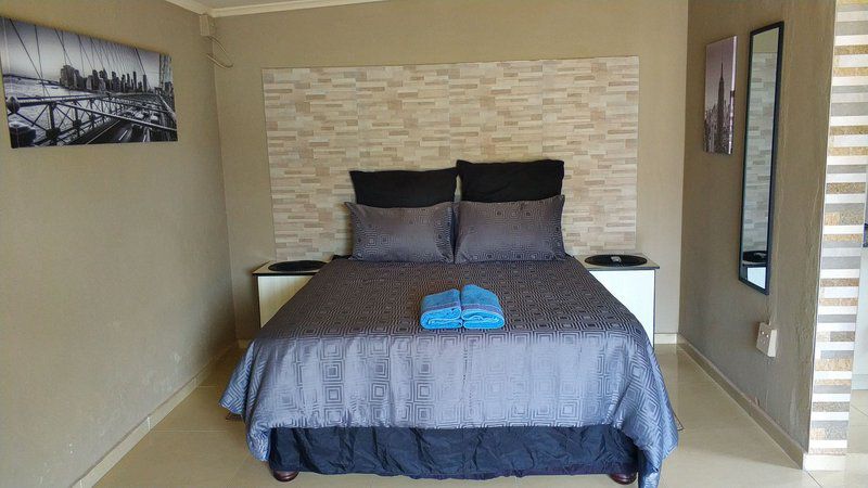 Bluff Marine Drive Luxury Self Catering Cottage A Ocean View Durban Durban Kwazulu Natal South Africa Bedroom