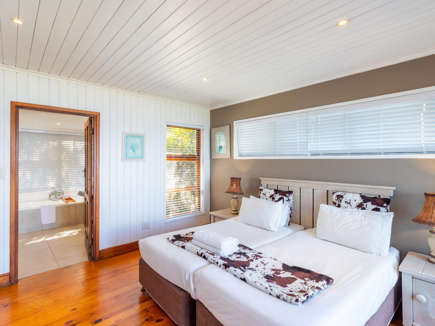 2 Bedroom Duplex Chalet - Sea Facing @ Boardwalk Lodge - Self Catering