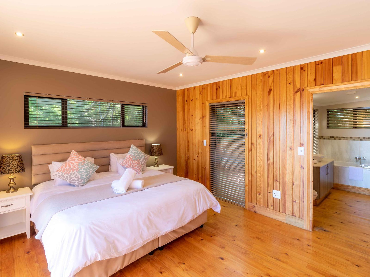 Luxury 2 Bedroom Duplex Chalet- Sea View @ Boardwalk Lodge - Self Catering