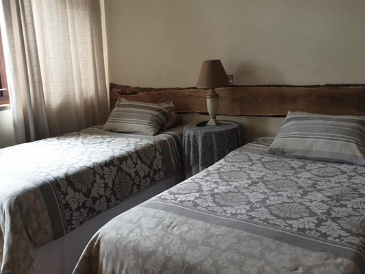 Twin Room With En-Suite @ Bonani B And B