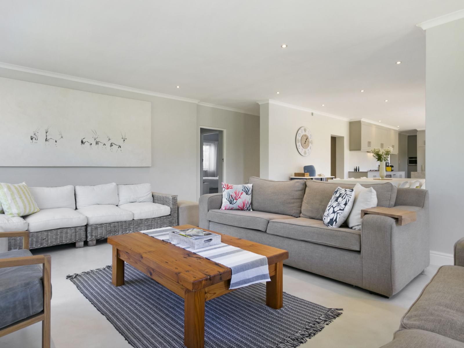 Bond Breakaway By Hostagents Onrus Hermanus Western Cape South Africa Unsaturated, Living Room