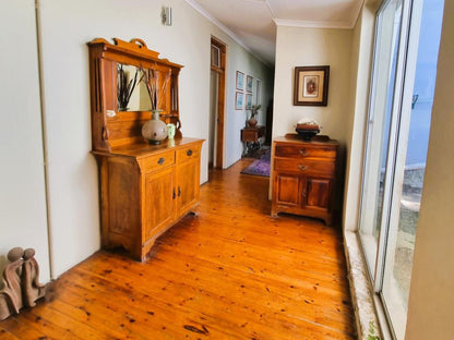 Bonnie Highlands, Living Room