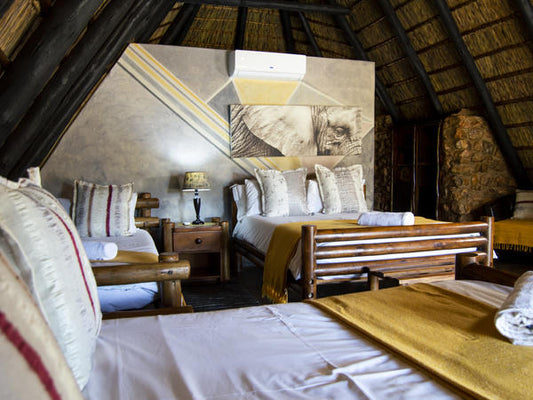 Main Lodge Room 3 @ Bonwa Phala Game Lodge