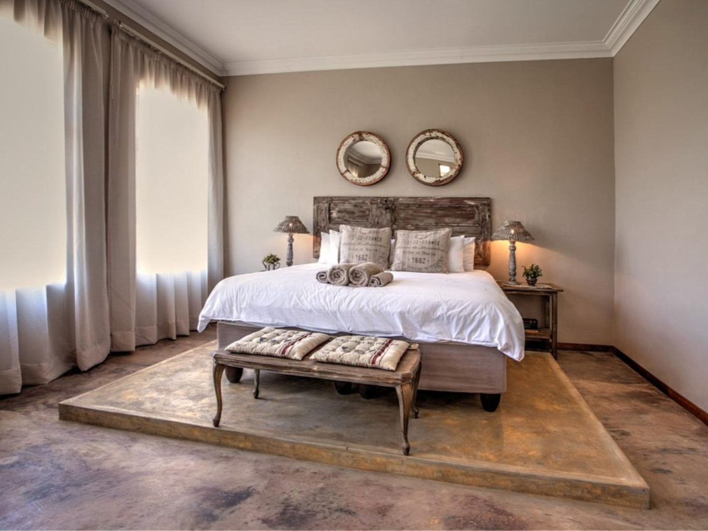 Large Executive King Suite @ Bosheuvel Country Estate