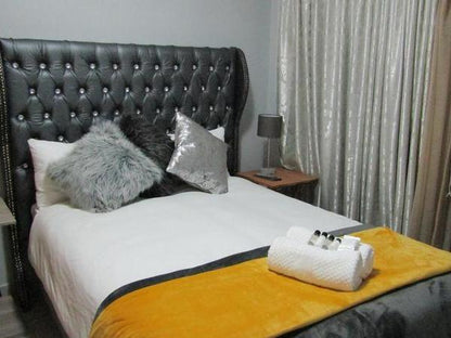 Deluxe Double Room With Bath @ Bountyful Guest House