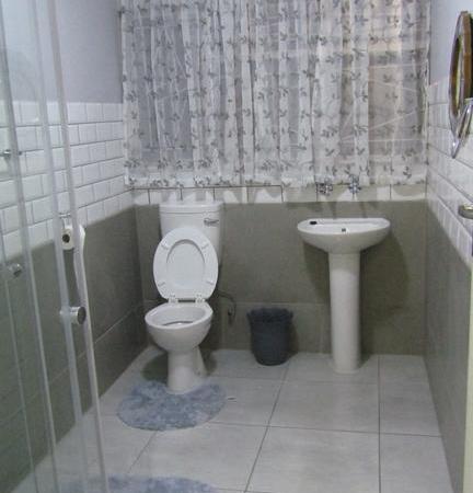 Deluxe Double Room with Shower @ Bountyful Guest House