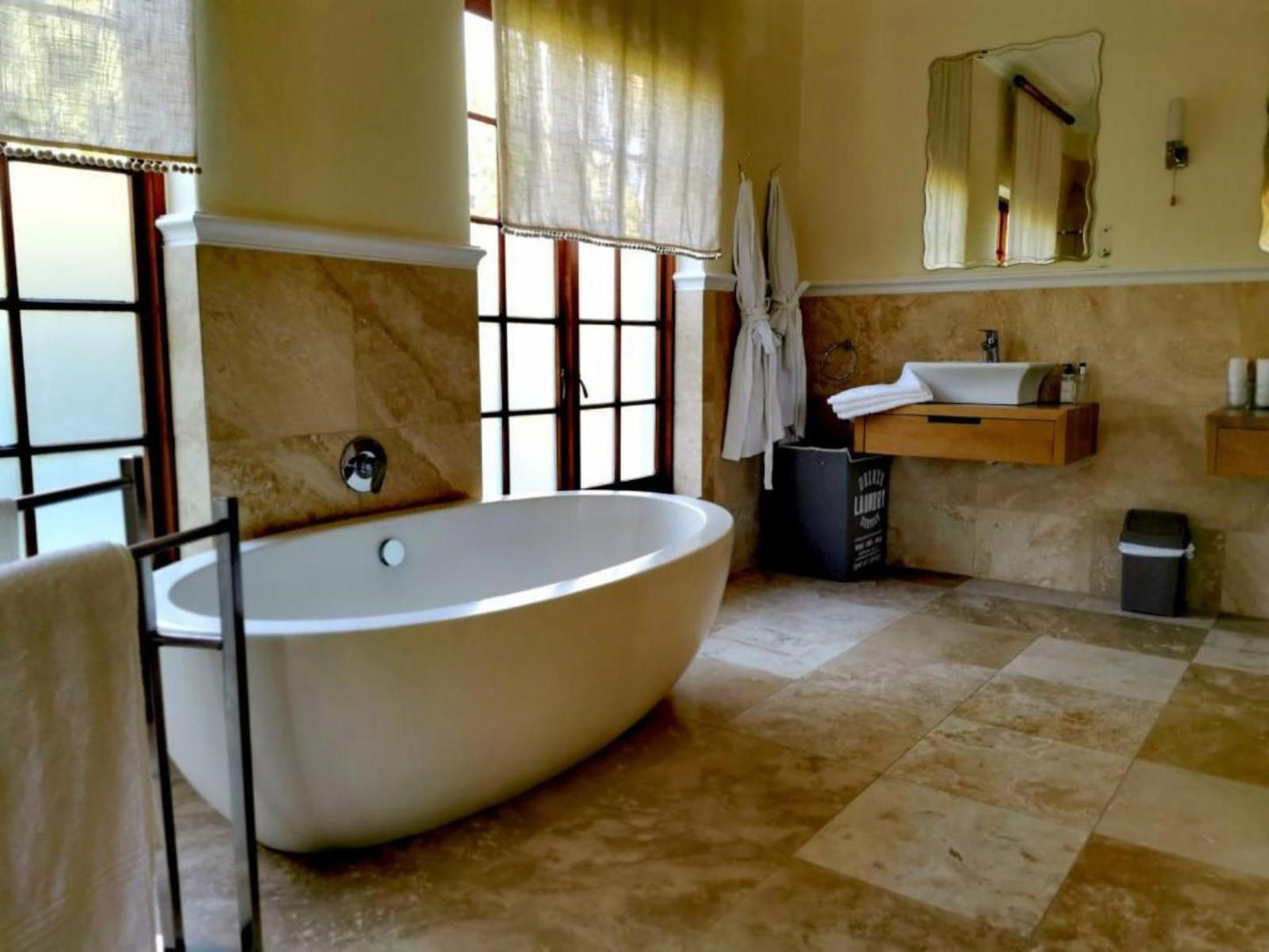 Boutique Villa Guesthouse, Standard Garden Suites, Bathroom