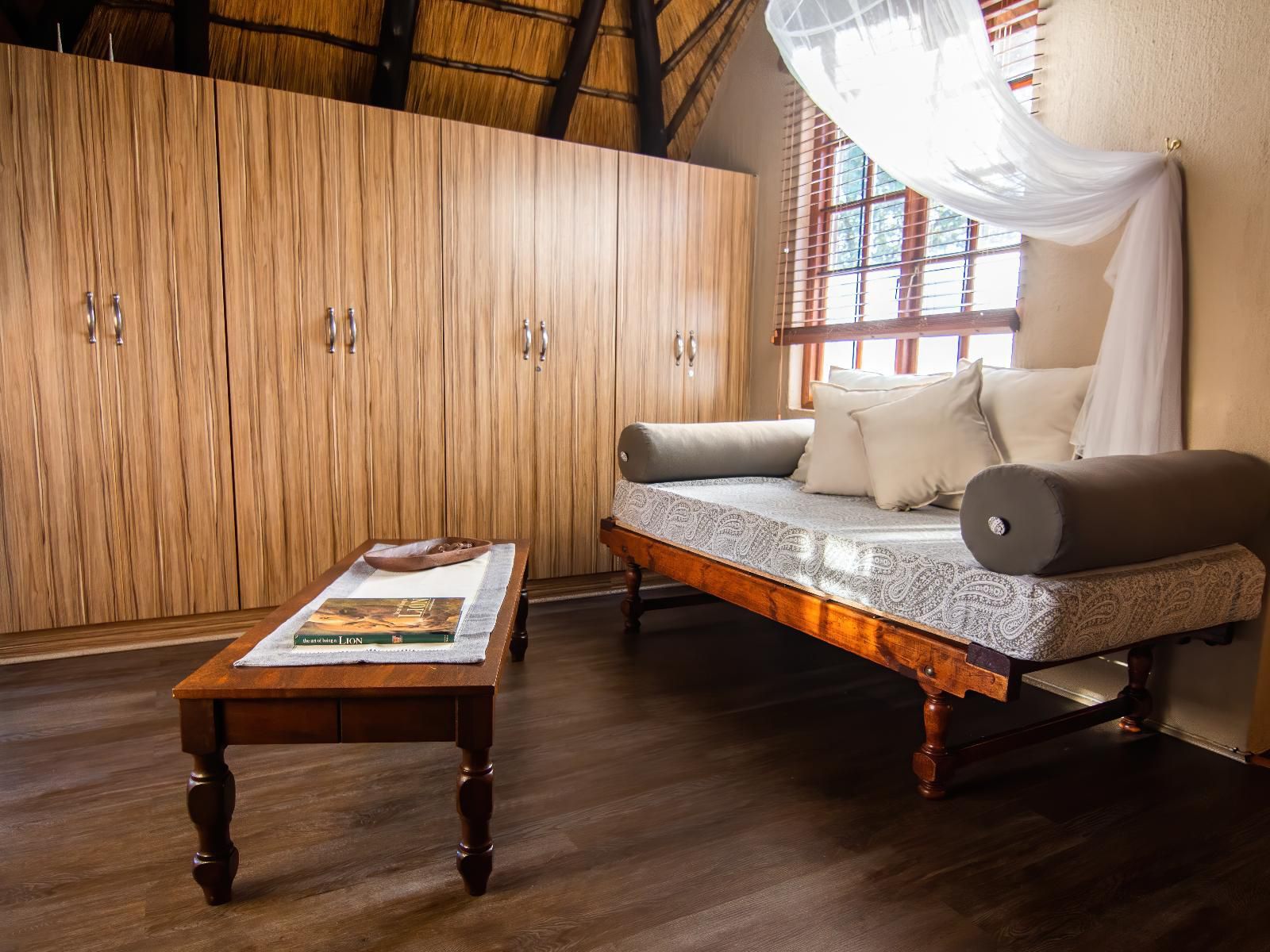 Braai Safaris Lodge, Bedroom