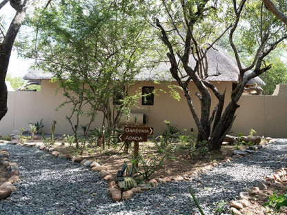 Braai Safaris Lodge, House, Building, Architecture