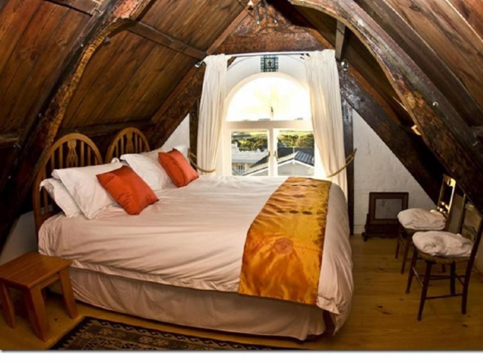 Braeside House, Loft Apartment, Bedroom