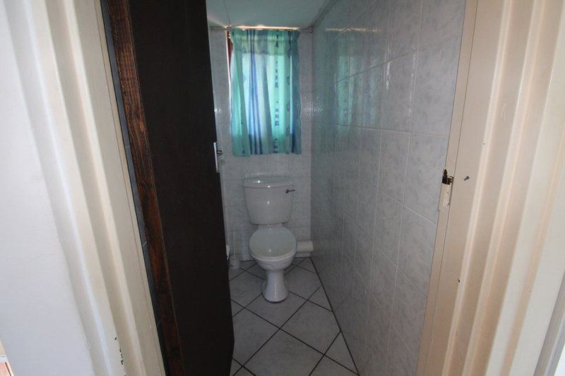 Branderkant 8 Lawrence Rocks Margate Kwazulu Natal South Africa Unsaturated, Bathroom