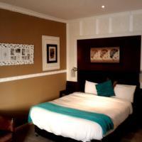 Room 3 King Suite Delux @ Bread & Barrel Bellville Guesthouse