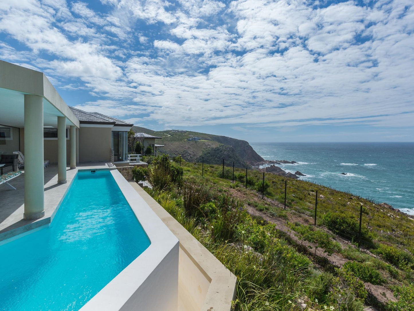 The Beachhouse Executive Home @ Breakwaters Haven - Pezula Golf Estate