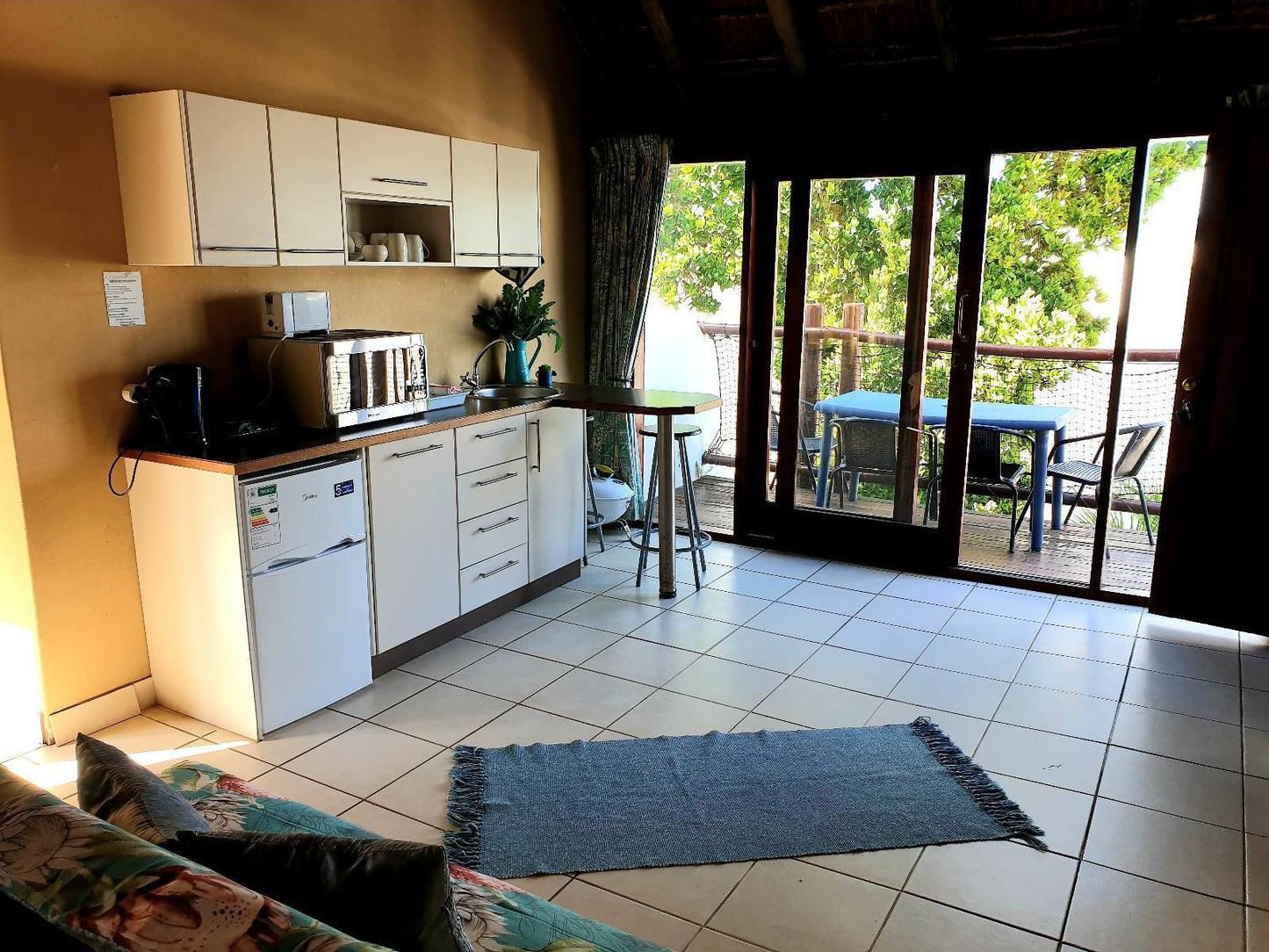 Breede River Lodge & Fishing Resort, S/c waterfront unit 107, Kitchen