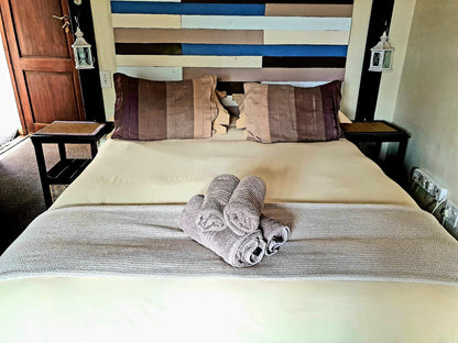 Breede River Lodge & Fishing Resort, Waterfront room 101, Bedroom, Foot, Body Part, Person