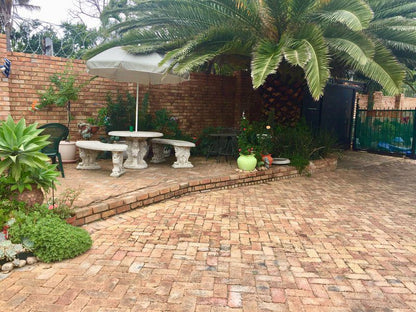 Brickhaven Guest House Eastleigh Ridge Johannesburg Gauteng South Africa House, Building, Architecture, Palm Tree, Plant, Nature, Wood, Brick Texture, Texture, Garden, Living Room