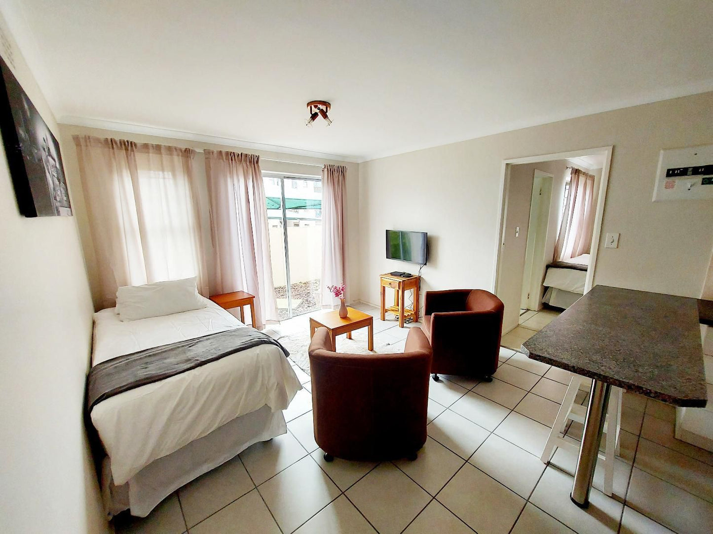 Broadway Self Catering Accommodation Ridgeworth Cape Town Western Cape South Africa 