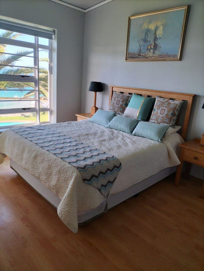Brookes Hill Beachfront Apartment Humewood Port Elizabeth Eastern Cape South Africa Bedroom