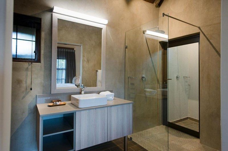 Buckler S Africa Lodge By Bon Hotels Komatipoort Mpumalanga South Africa Bathroom