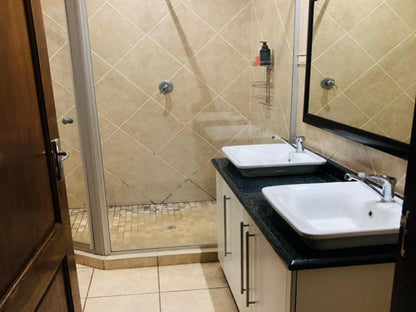 Budias Guesthouse Bredell Johannesburg Gauteng South Africa Bathroom