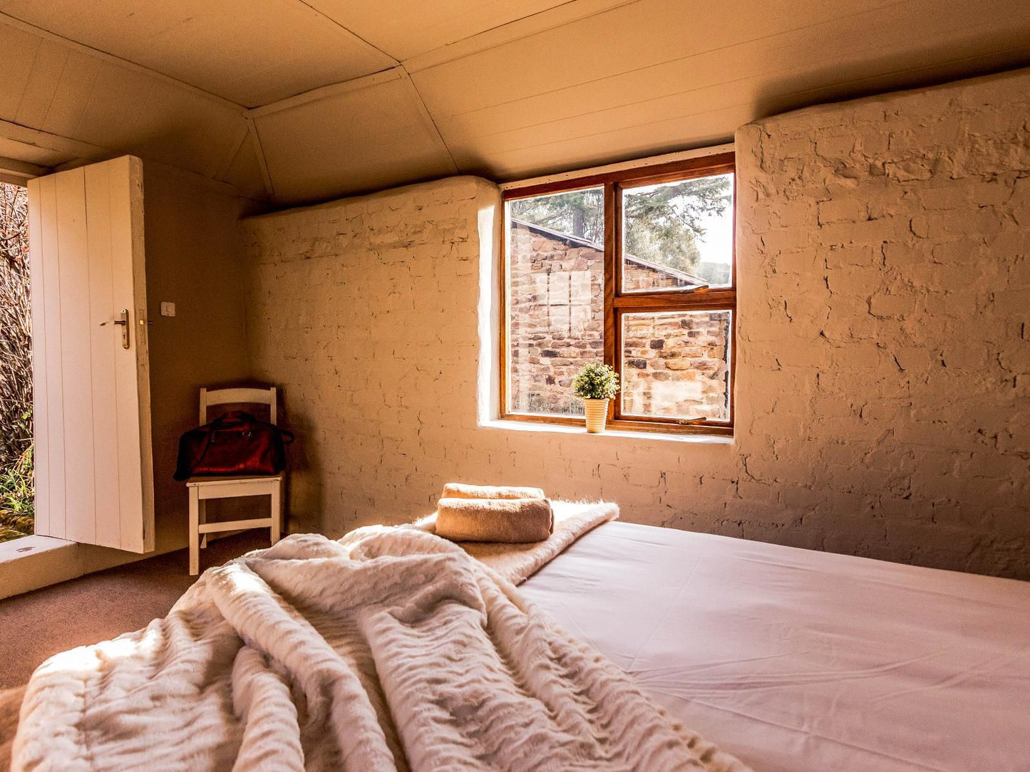 Buffalo Hills Private Game Reserve, Fishing Cottage, Bedroom