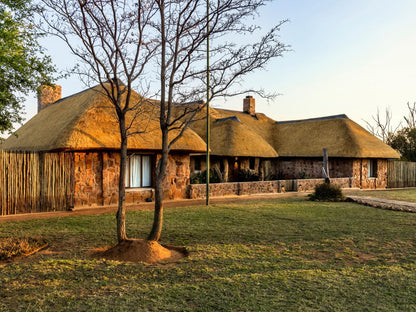 Buffelshuis Safari Camp, Building, Architecture