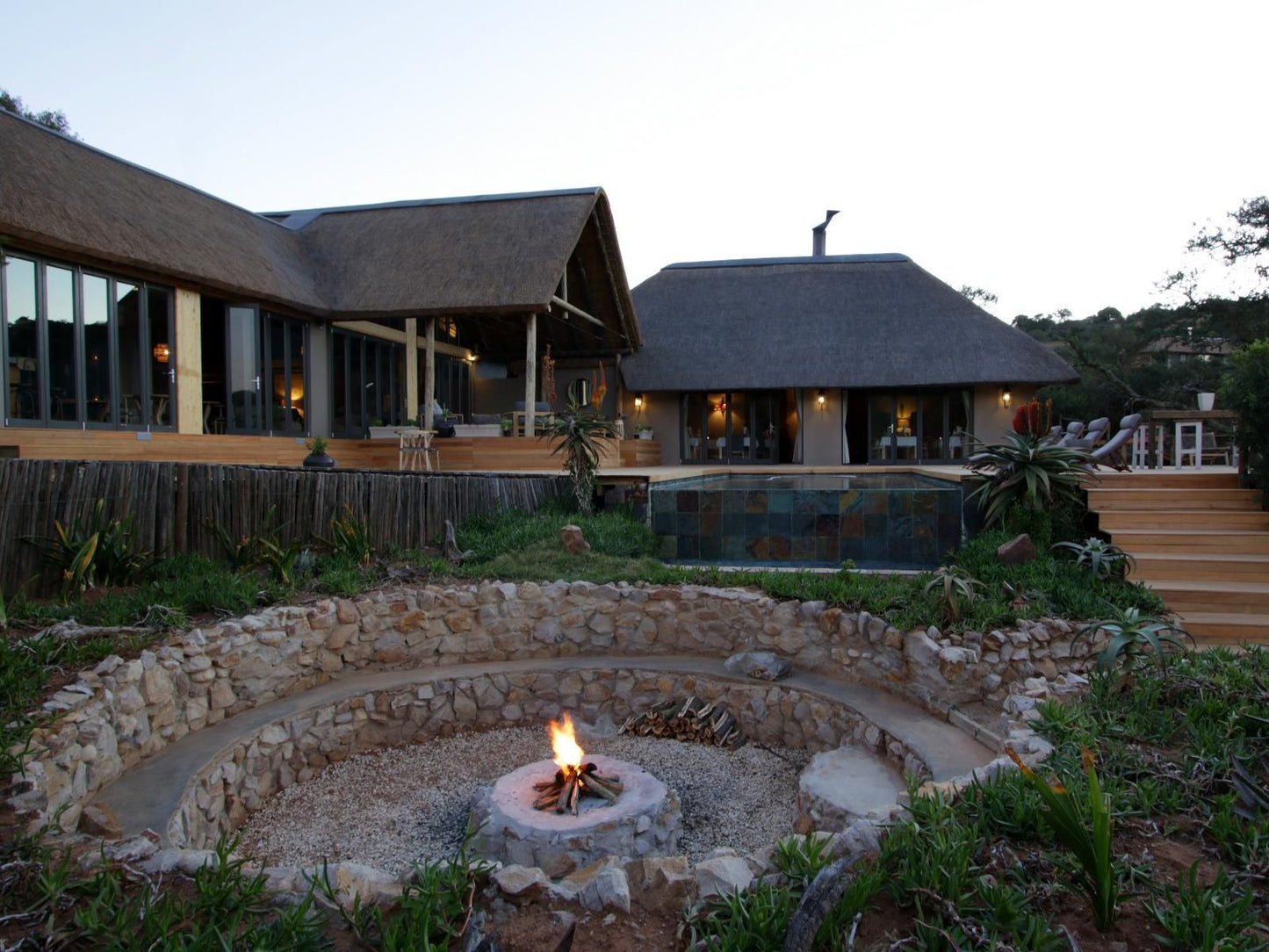 Bukela Game Lodge - Amakhala Game Reserve