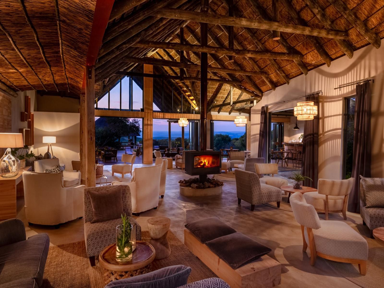 Bukela Game Lodge - Amakhala Game Reserve