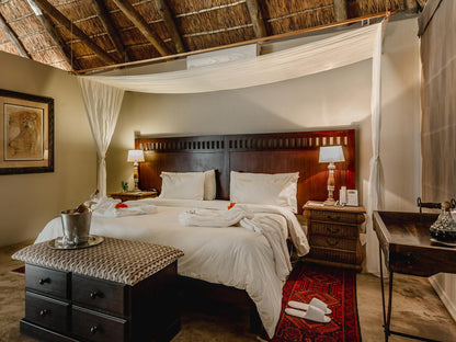 Bukela Game Lodge - Amakhala Game Reserve, Luxury King/Twin Suite, Bedroom