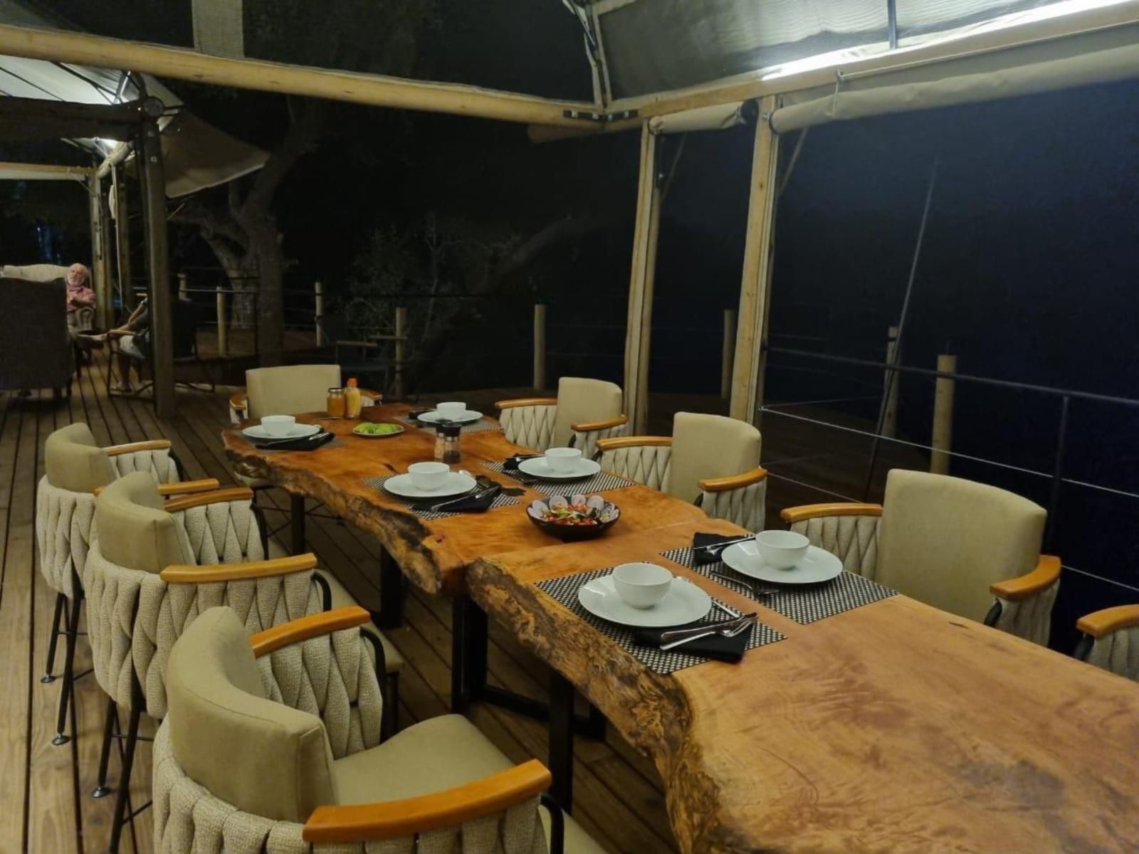 Bundox River Lodge, Place Cover, Food