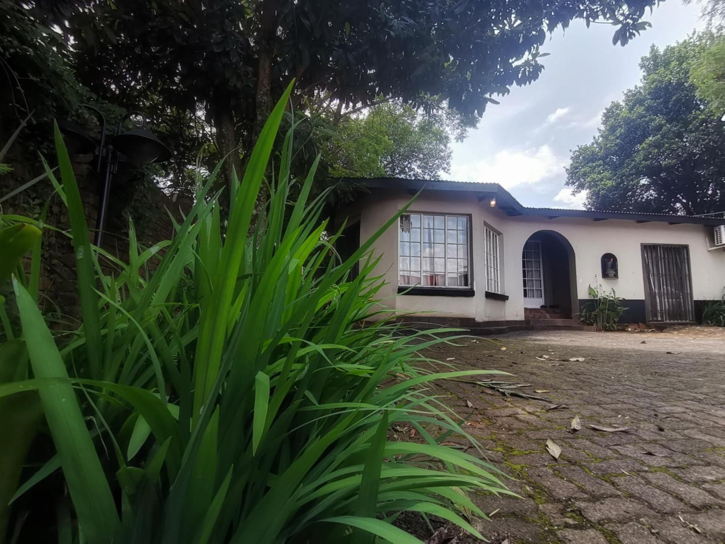 Bushmans Rest Sabie Mpumalanga South Africa House, Building, Architecture, Palm Tree, Plant, Nature, Wood, Garden