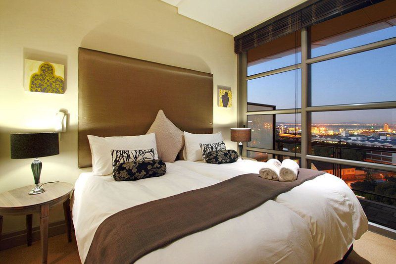 Perfect Position With Stunning Harbour City Views De Waterkant Cape Town Western Cape South Africa 