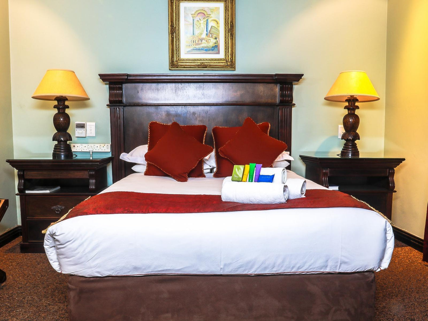 Deluxe double Room @ Caesars Guesthouse