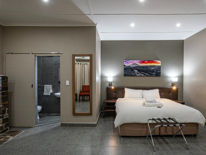 Calvinia Hotel By Country Hotels, Family Rooms 5 Sleeper, Bedroom