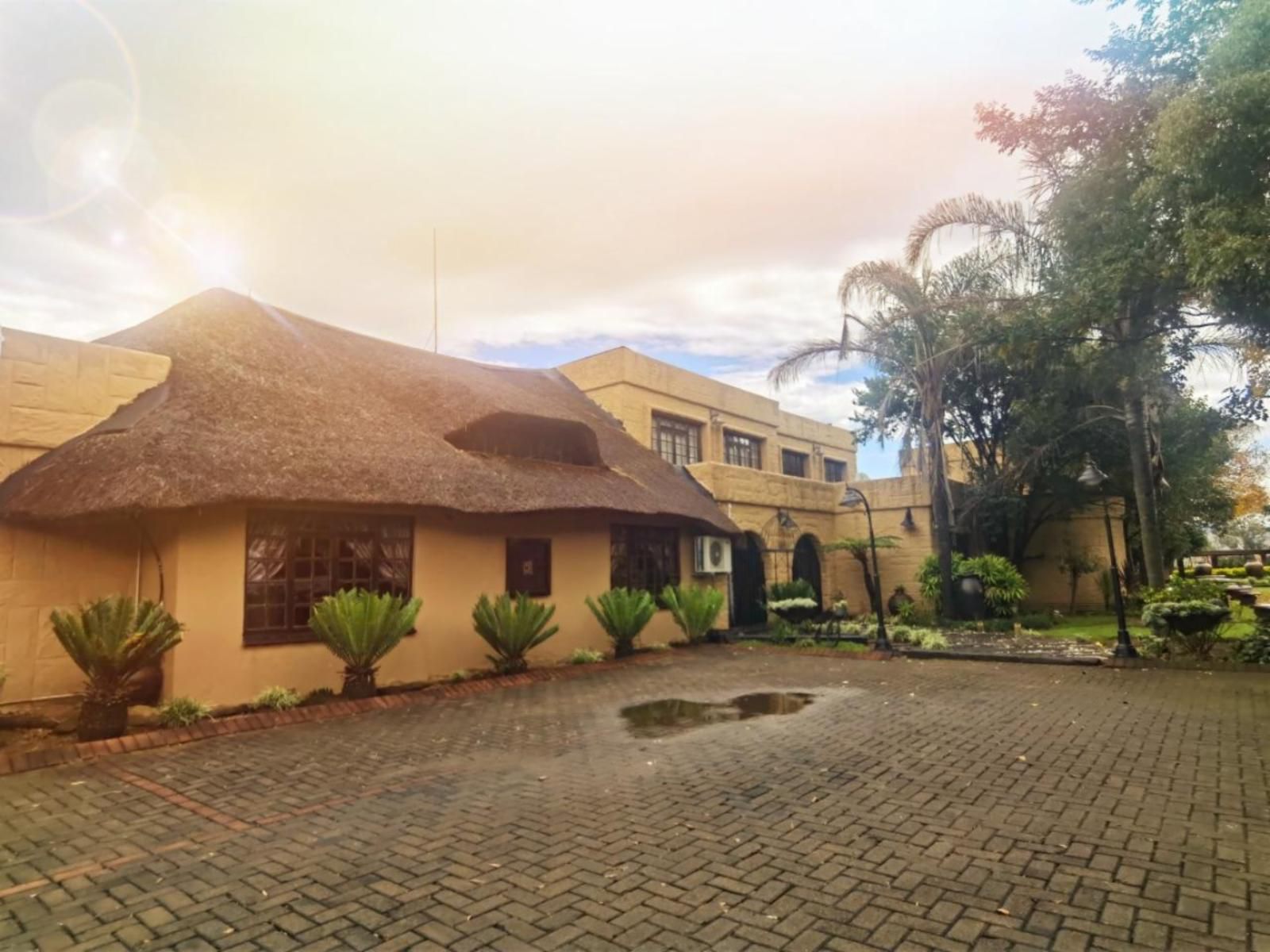 Camelot Boutique Hotel Hutten Heights Newcastle Kwazulu Natal South Africa House, Building, Architecture, Palm Tree, Plant, Nature, Wood