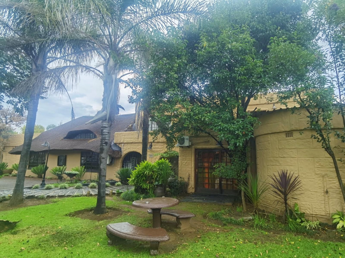 Camelot Boutique Hotel Hutten Heights Newcastle Kwazulu Natal South Africa House, Building, Architecture, Palm Tree, Plant, Nature, Wood