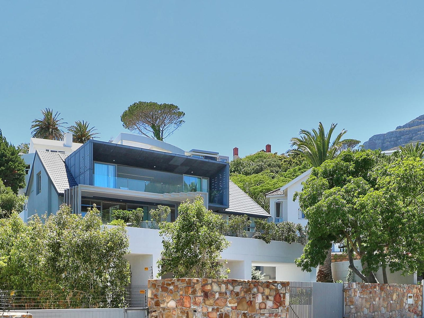 Camps Bay Apartments, Building, Architecture, House, Palm Tree, Plant, Nature, Wood