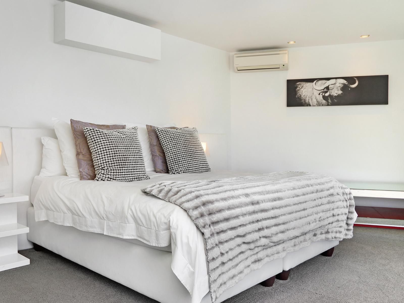 Camps Bay Apartments, Dunkeld Village - 3 bedroom townhouse, Bedroom