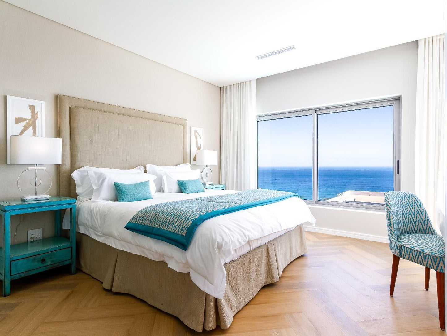 Camps Bay Vacations, Central Drive 17A - Apartment, Bedroom, Ocean, Nature, Waters