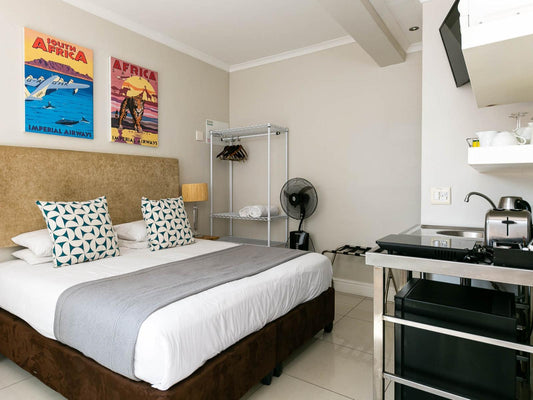 Adventure Pad - Village Apartment @ Camps Bay Village